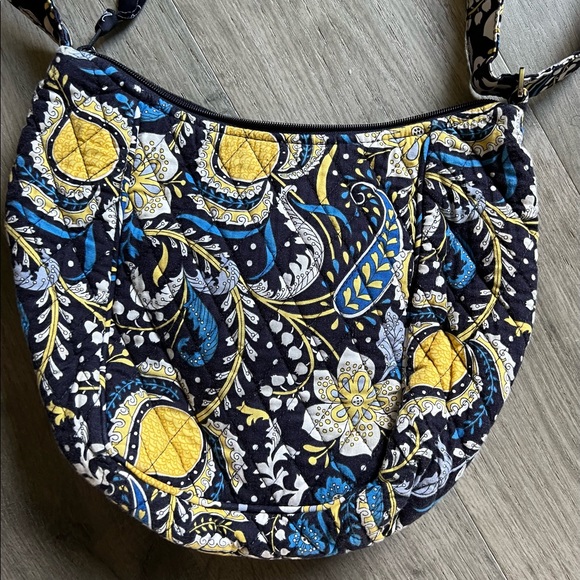 Vera Bradley purse - Picture 4 of 10